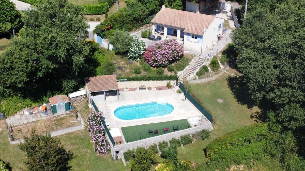Maison 97 m² à Viviers  - photo 29