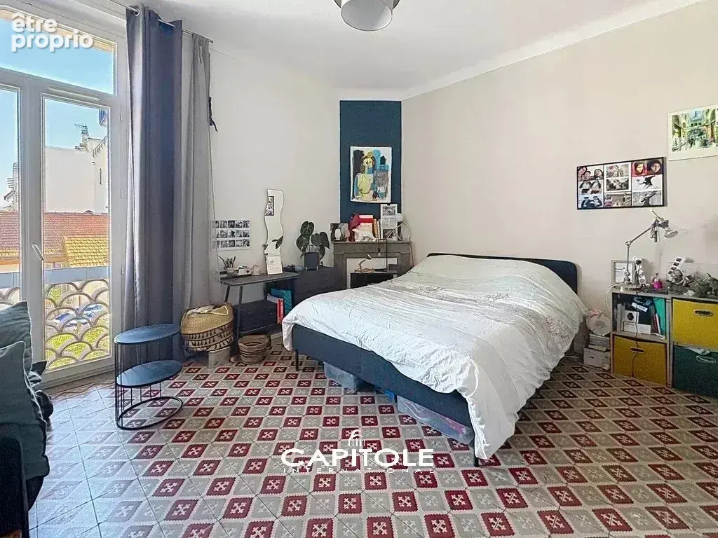 Exclusivité - Grand appartement bourgeois climatisé en centre-ville,  128 m² , cave et parking sous-sol. - photo 4