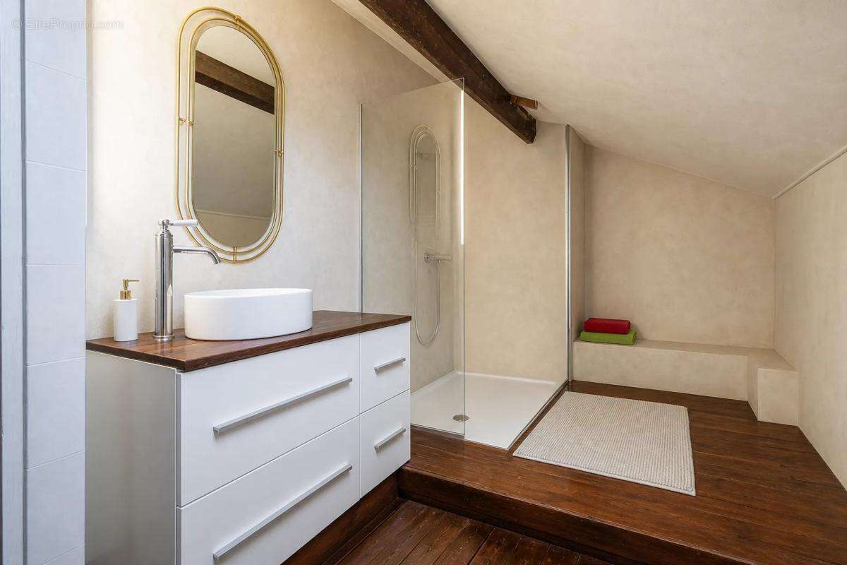 Appartement à NOISY-LE-SEC