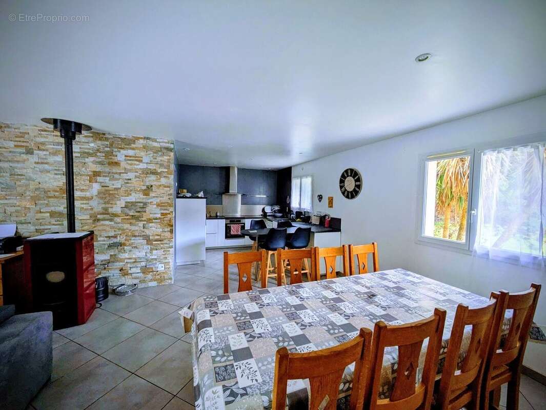 Maison à SAUGNACQ-ET-MURET