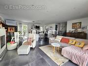 Photo 1 - Maison à LE REVEST-LES-EAUX