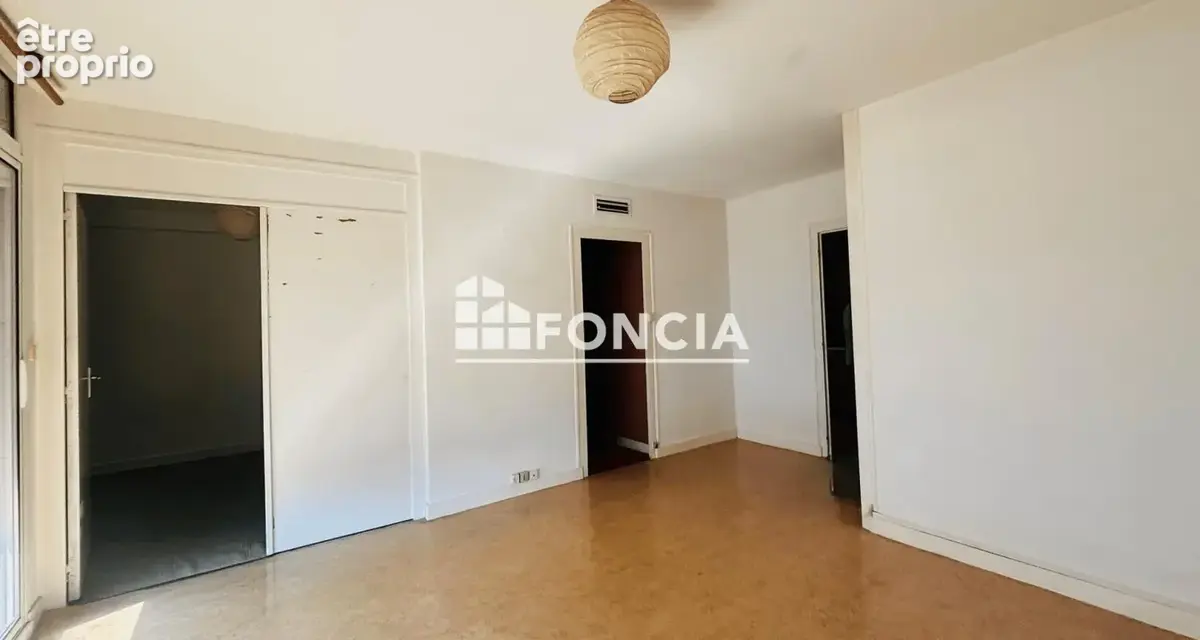 Appartement T3 lumineux avec balcon et garage - photo 3