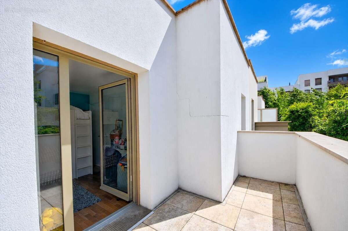 Maison à SAINT-CYR-L'ECOLE