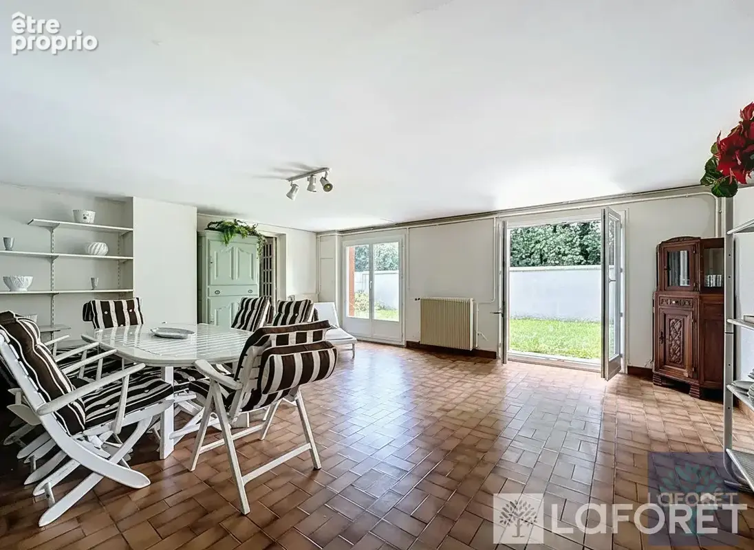 Maison familiale 5 pièces Gagny secteur du Lac de Maison Blanche - photo 12