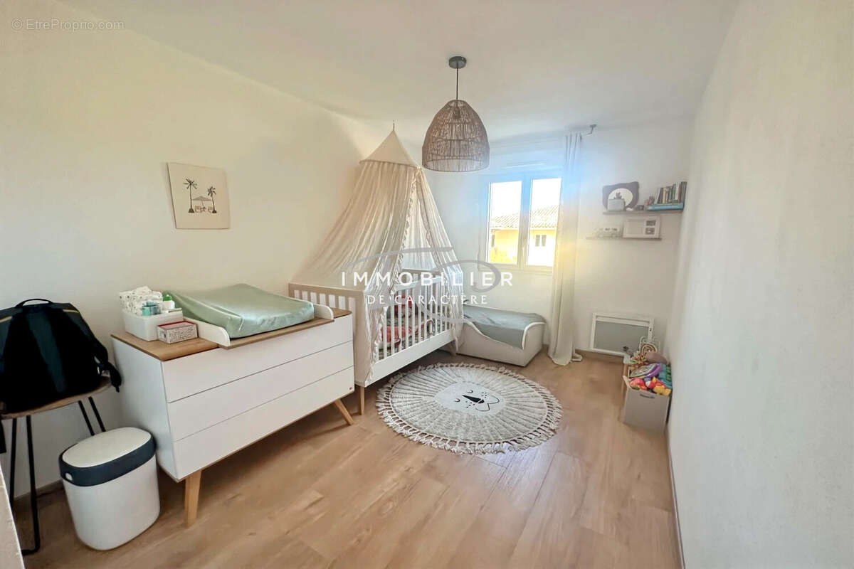 Appartement à LA CROIX-VALMER