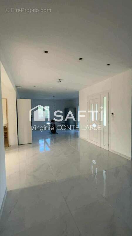 Photo 3 - Maison à MANOT