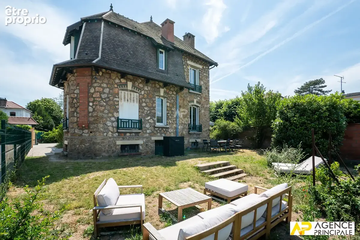 Maison 7 pièces à vendre à Maisons-Laffitte - 12 minutes gare - photo 14