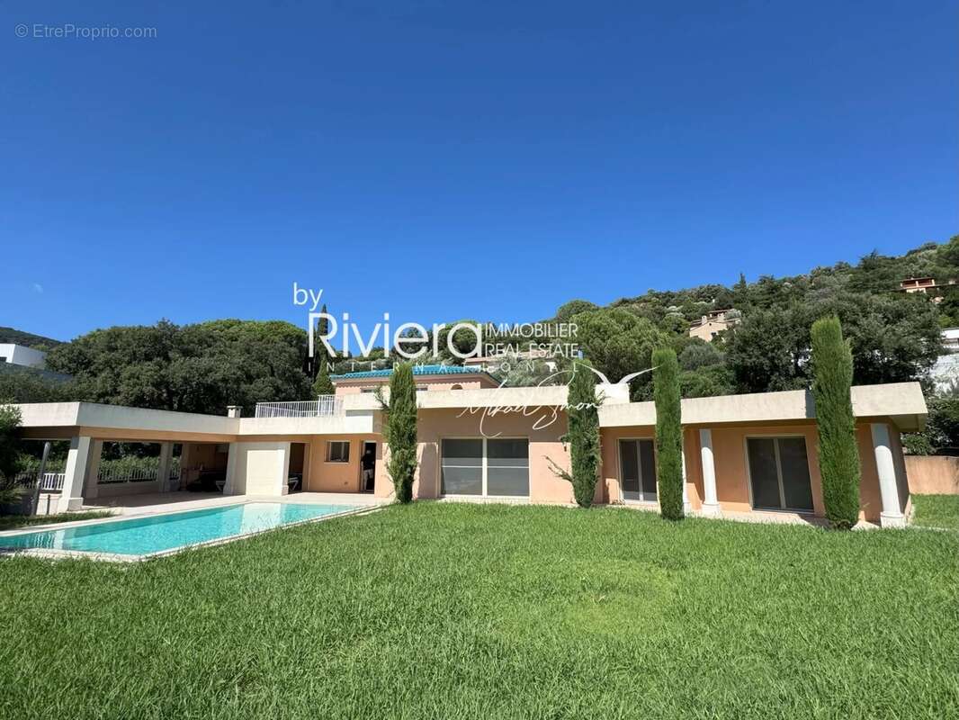 Propriété 300m2 - Piscine - Vue mer - photo 3