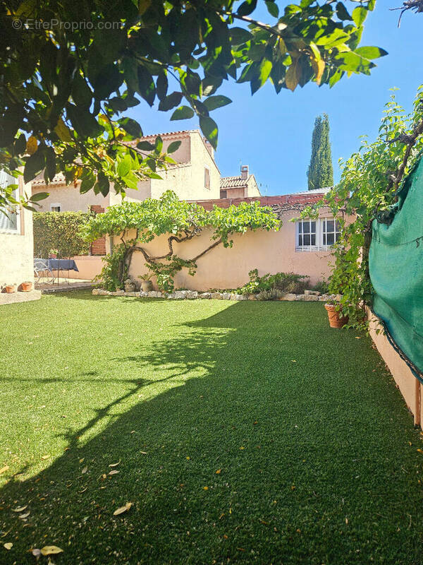 Maison à LA VALETTE-DU-VAR