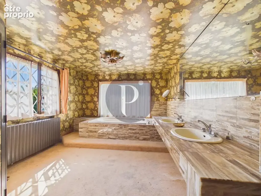 91430 – VAUHALLAN – Propriété 9 pièces – Réception 100 m² – Terrain paysagé 2016 m² - photo 12