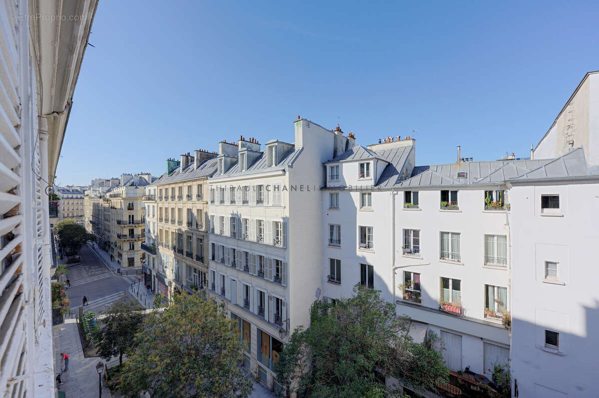 Appartement à PARIS-2E