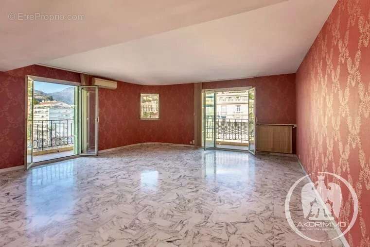 Appartement à MENTON