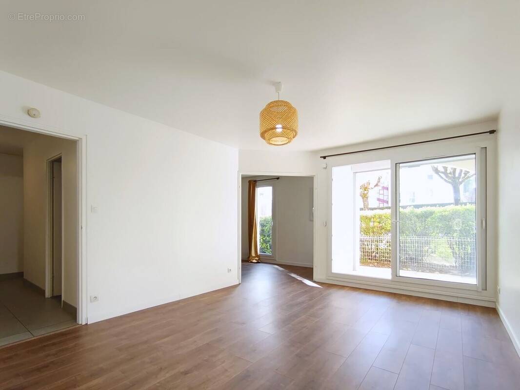Photo 1 - Appartement à FONTAINE-LES-DIJON