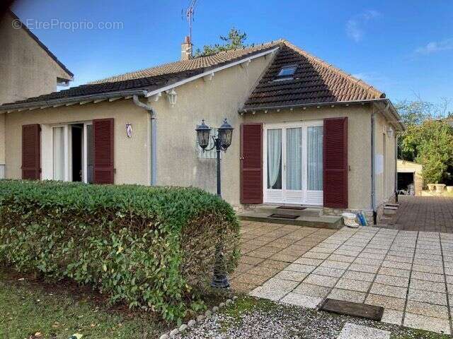 Maison à VARAVILLE