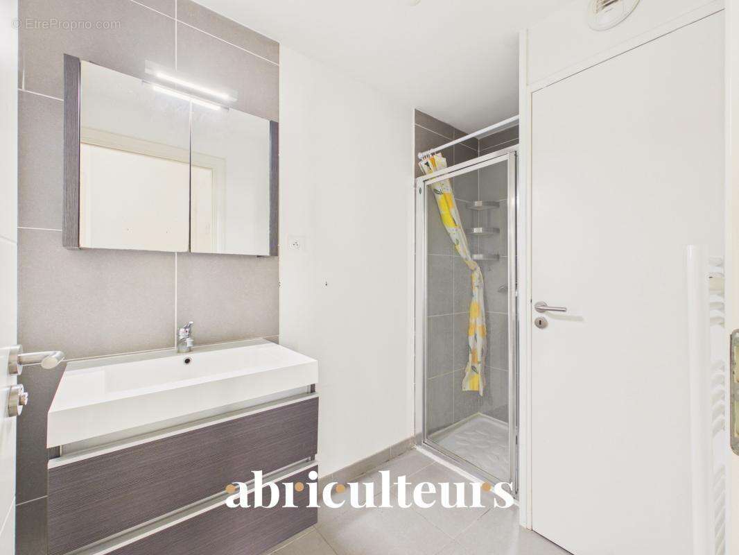 Appartement à SALON-DE-PROVENCE
