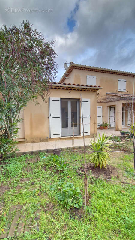 Maison à PONT-SAINT-ESPRIT