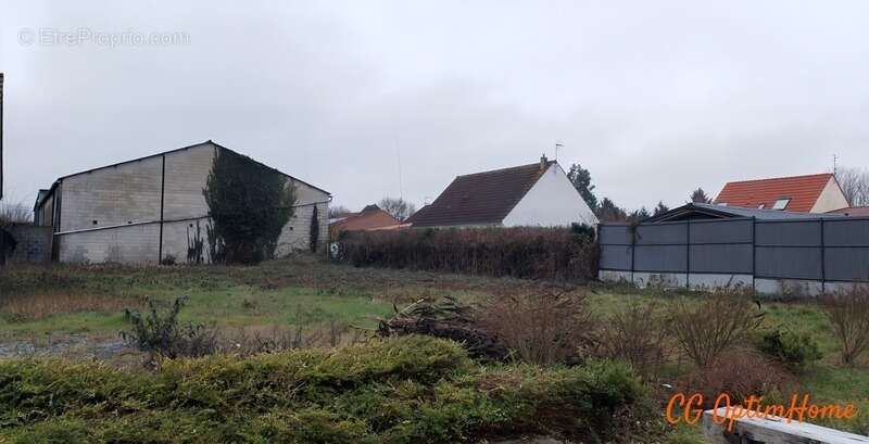 Terrain à NOYELLES-SOUS-BELLONNE