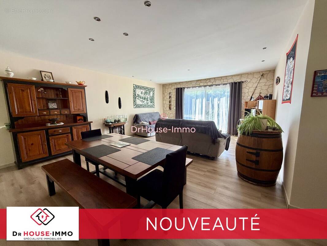 Maison à SAINT-LEON-SUR-L'ISLE