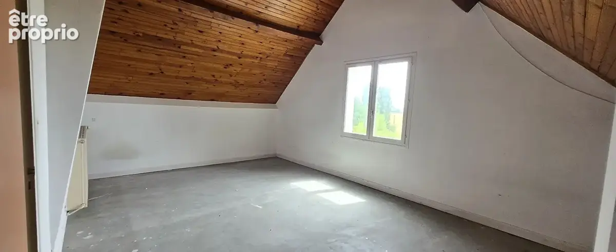 Maison 4 chambres+bureau, sous sol proche N4 terrain exceptionnel  90 km Paris! - photo 9