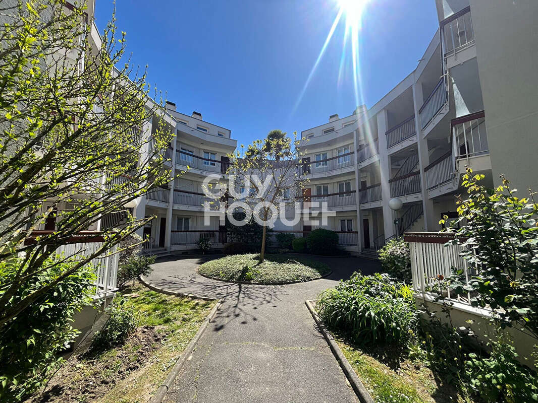Appartement à COUBRON