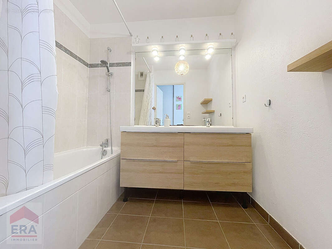 Appartement à MARSEILLE-14E