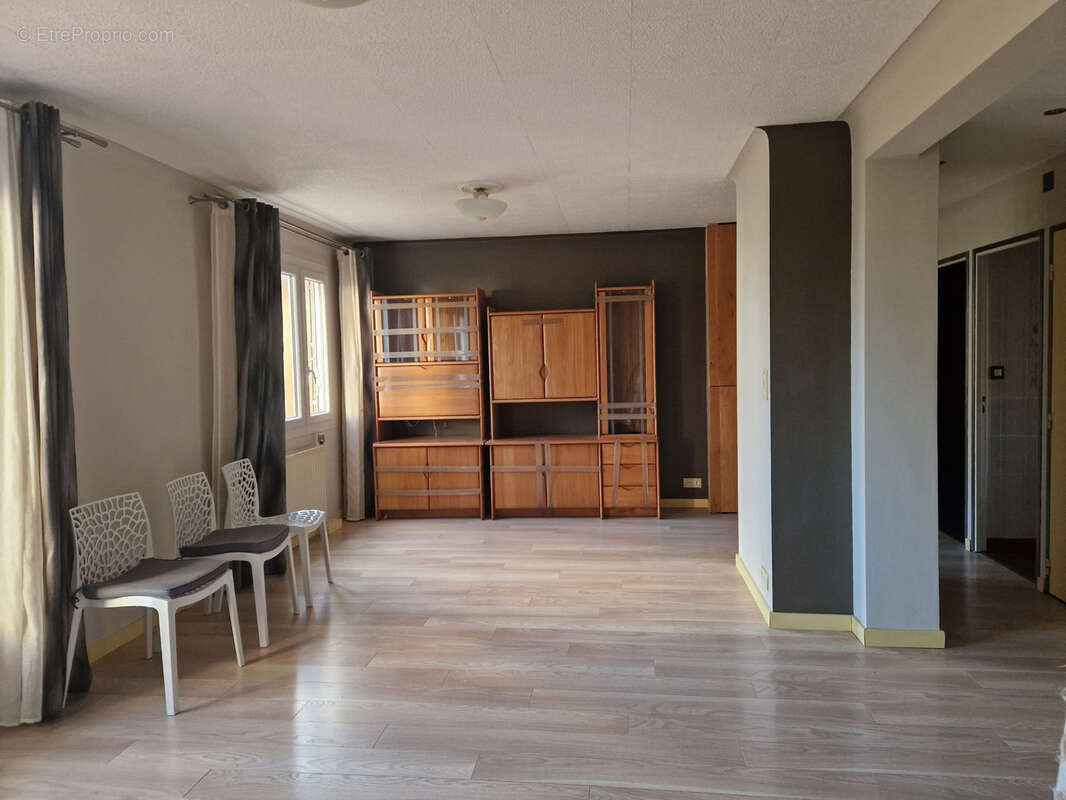 Appartement à BEZIERS