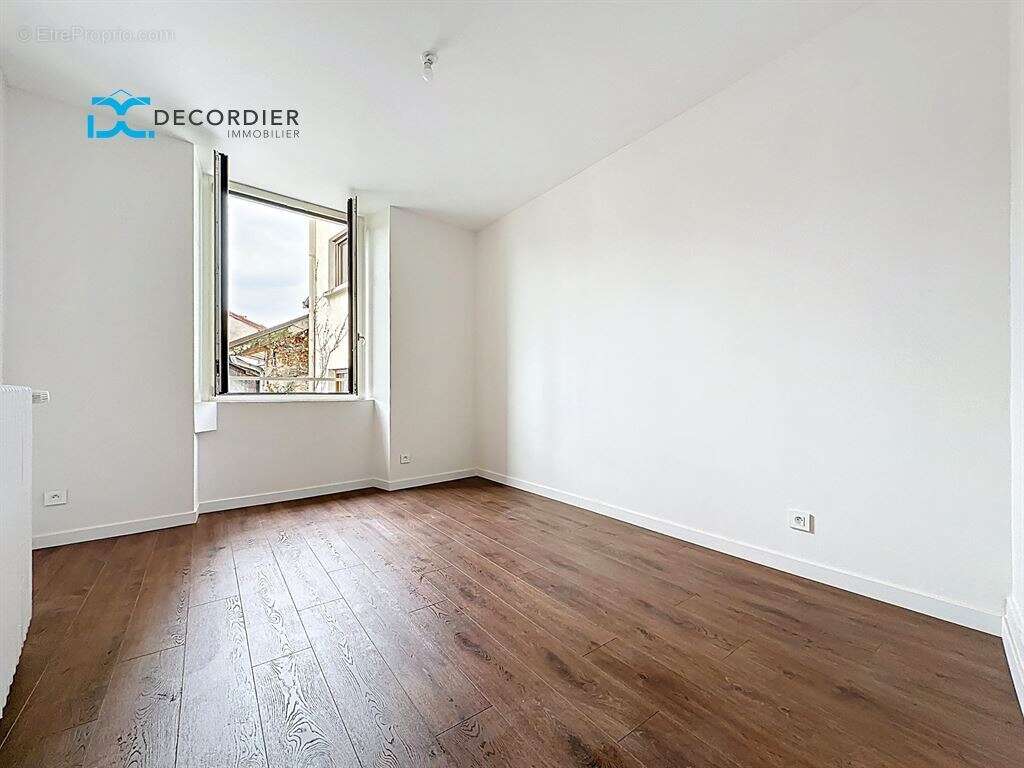 Appartement à EVIAN-LES-BAINS