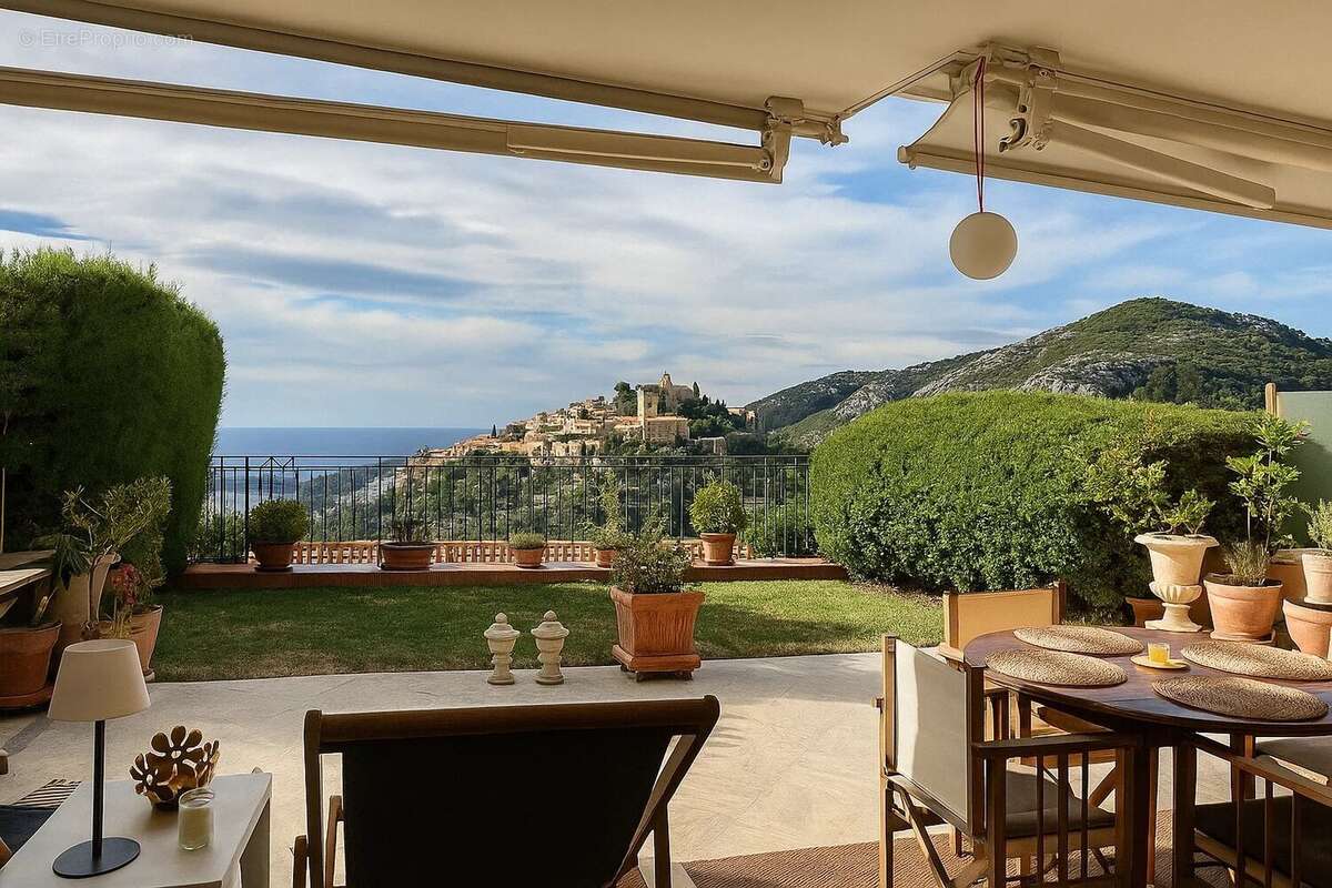 Appartement à EZE