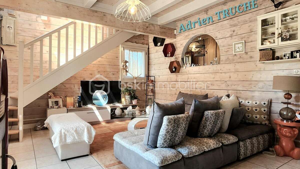 Chalet de 170 m²- Sous sol - Studio - Terrain de 1200 m² - photo 6