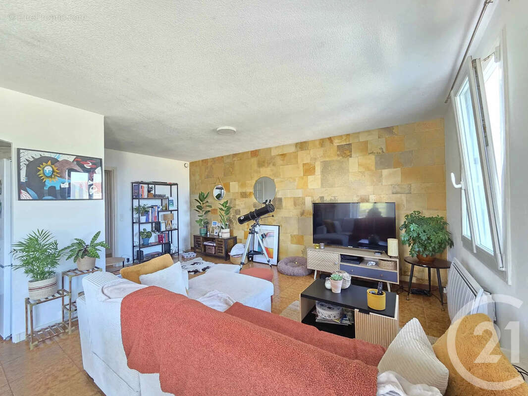 Maison à SIX-FOURS-LES-PLAGES