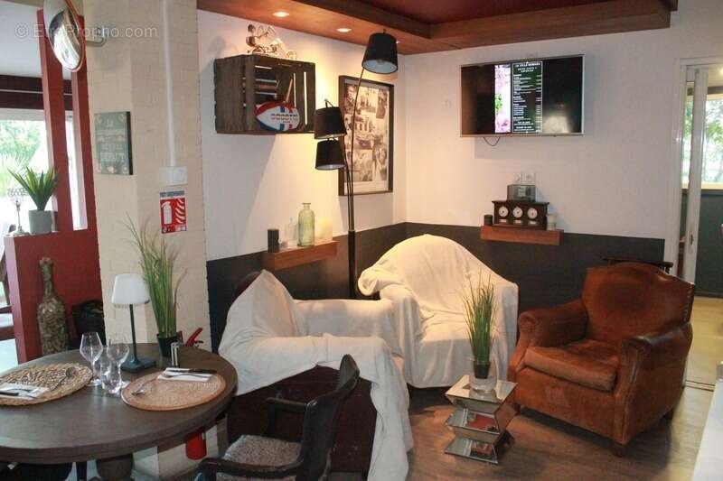 Commerce à LABARTHE-SUR-LEZE