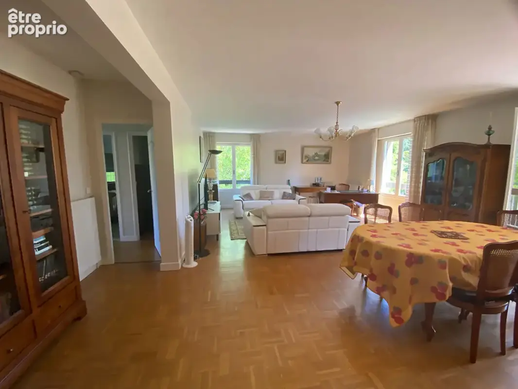 Appartement à SARLAT-LA-CANEDA
