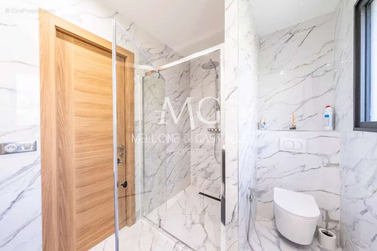 Maison à MOUGINS