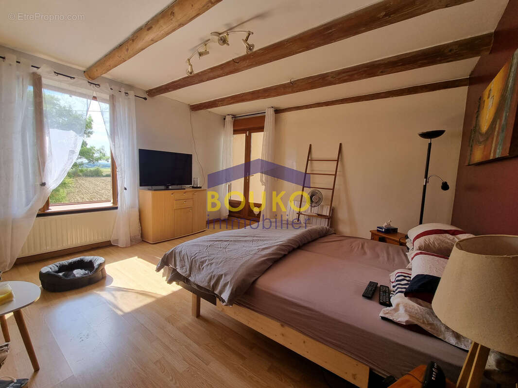 Maison à FRANCHEVILLE