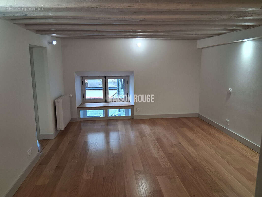 Très bel appartement,186m², 7 pièces, excellent état, à proximité de la cathédrale de Rennes - photo 21