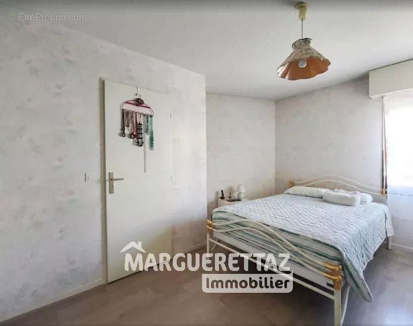 Appartement à VILLE-LA-GRAND