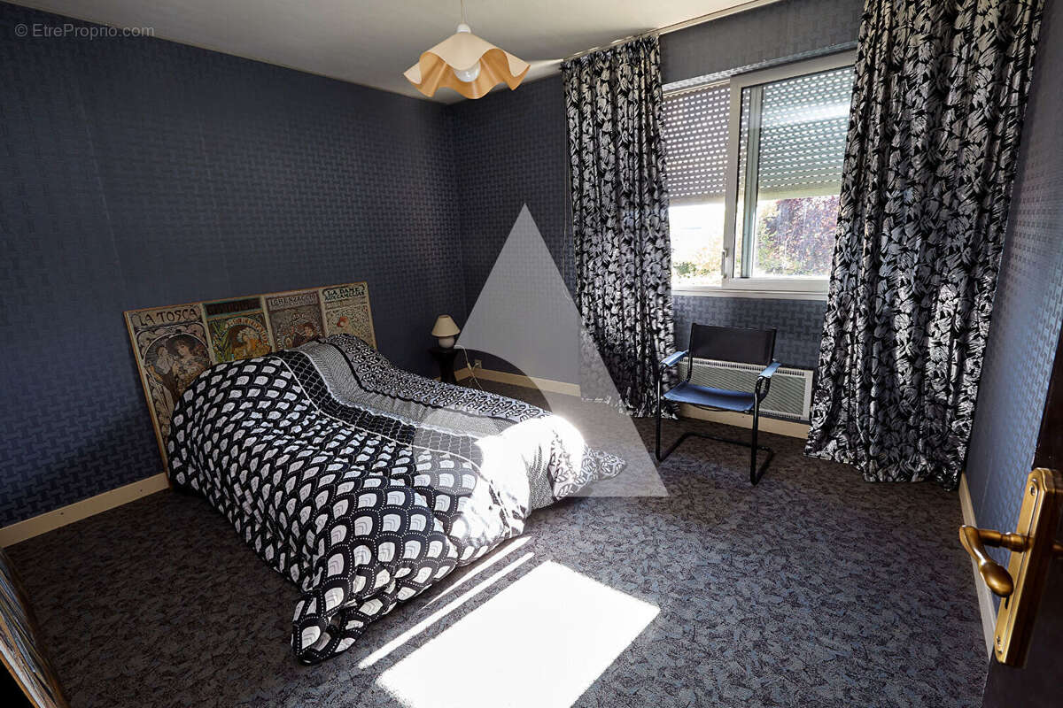 Maison à MONTMERLE-SUR-SAONE