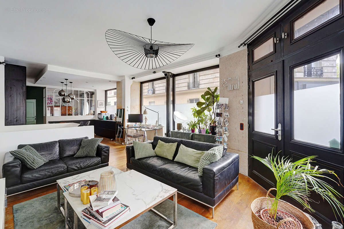 Appartement à PARIS-11E