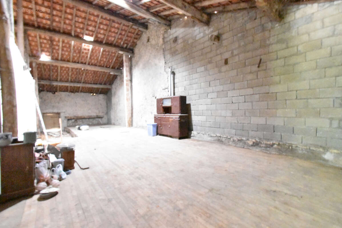 Maison à VILLERS-STONCOURT