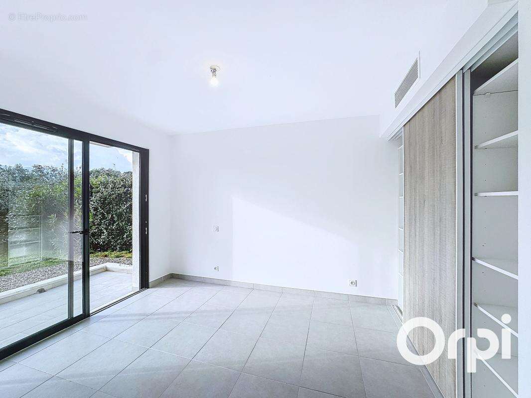 Superbe Appartement T4  avec jardin proche centre de Porto-Vecchio - photo 7