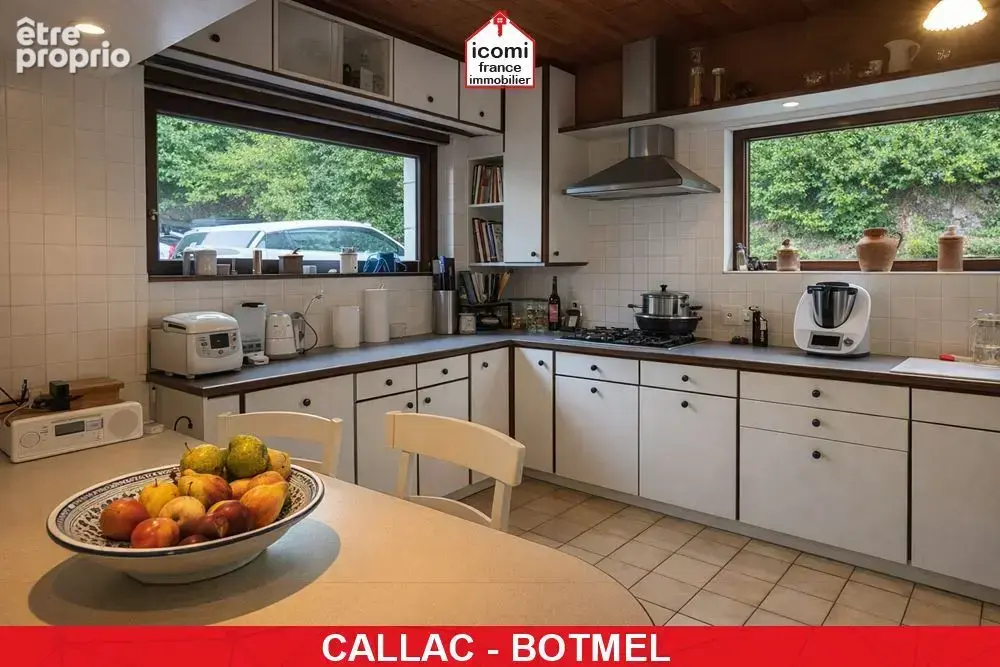 Cotes-d'armor - callac (22160) - a vendre - propriete de charme de +250m² avec 6 chambres + 1 bureau sur 1550 m² de terrain - dp - photo 4