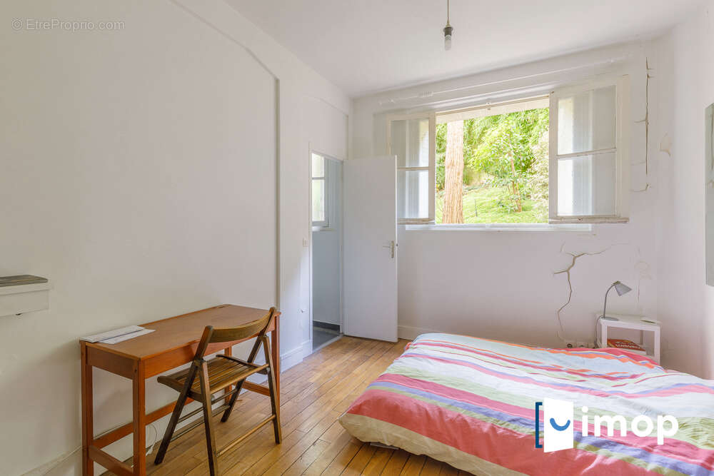 Appartement à PARIS-10E