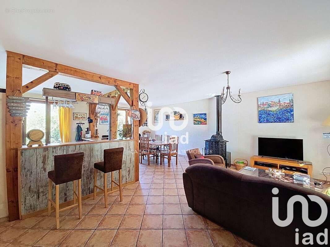 Photo 3 - Maison à VERNEUIL-SUR-VIENNE