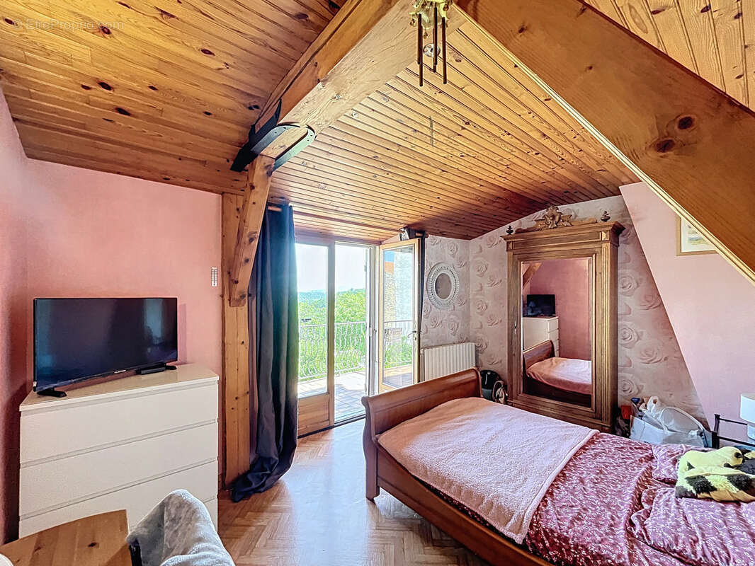 Maison à CHADELEUF