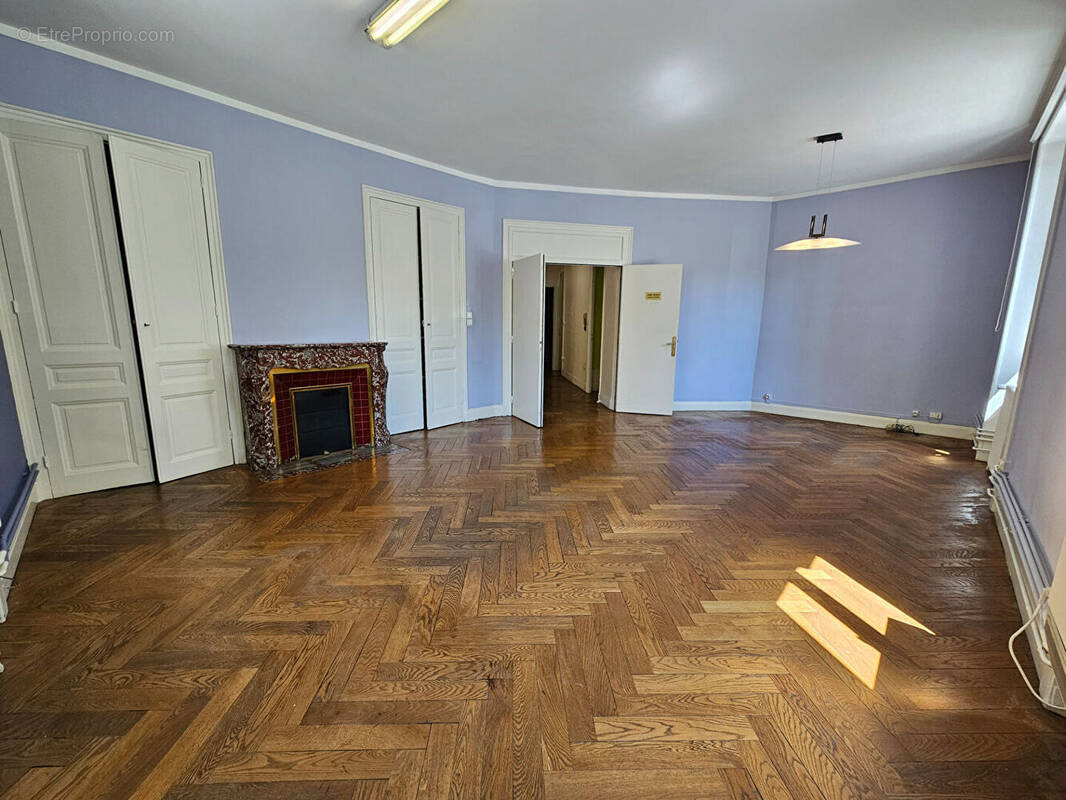 Appartement à LYON-6E