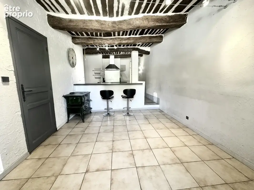 Maison de village 200 m2   t6   alleins - photo 2