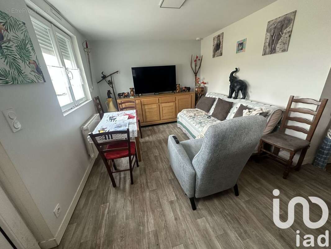 Photo 3 - Maison à LE VIEUX-MARCHE