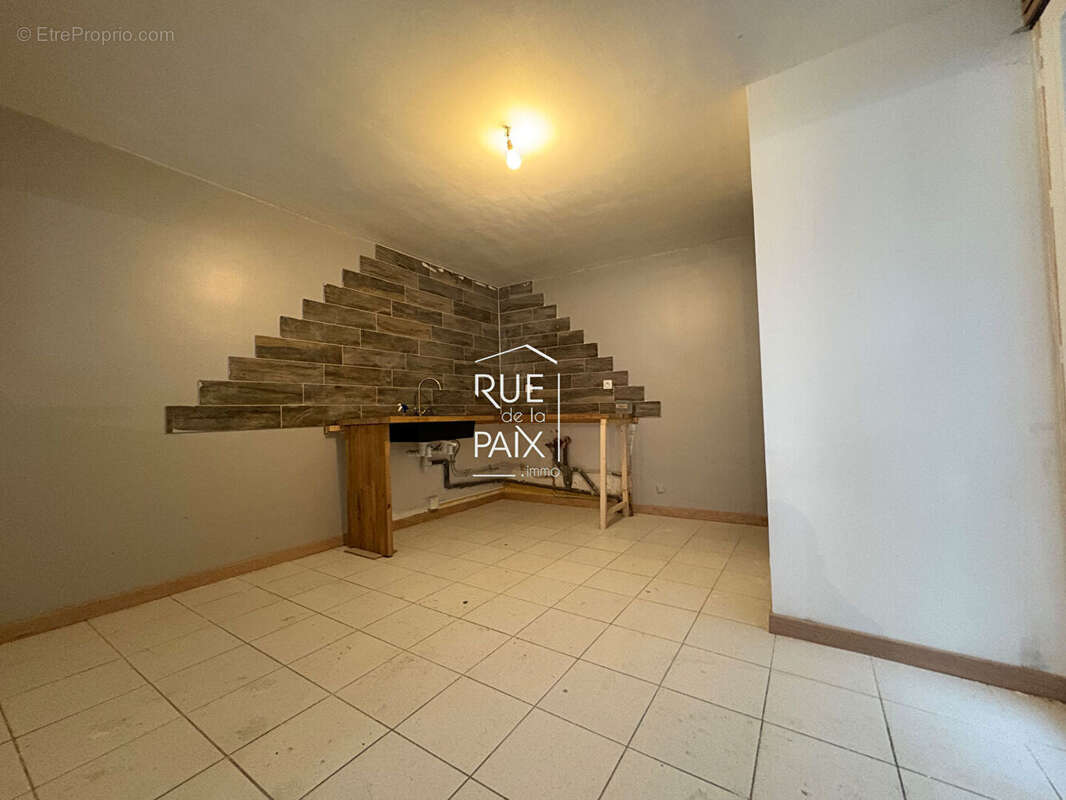 Maison à LA MOTHE-SAINT-HERAY