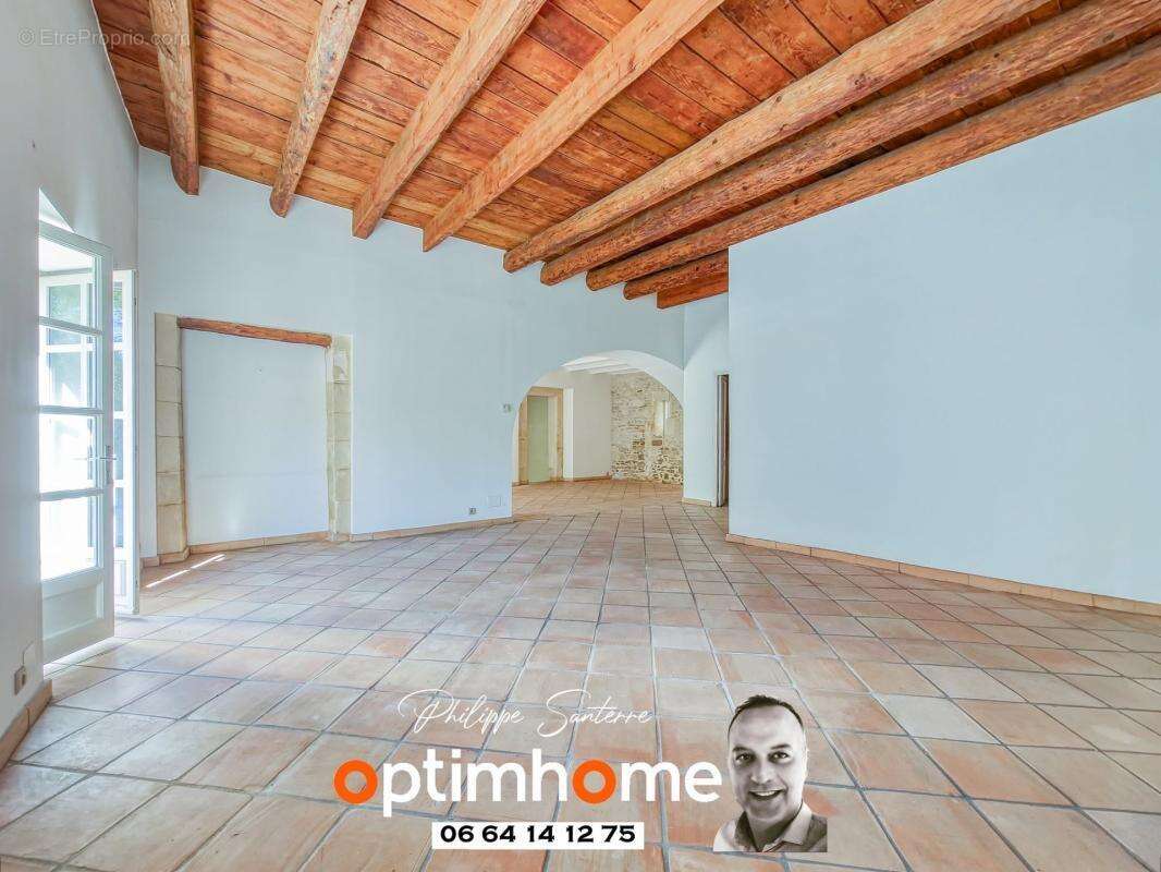 Maison Bourgeoise avec grand Jardin et Piscine - Nîmes Saint Césaire - photo 12