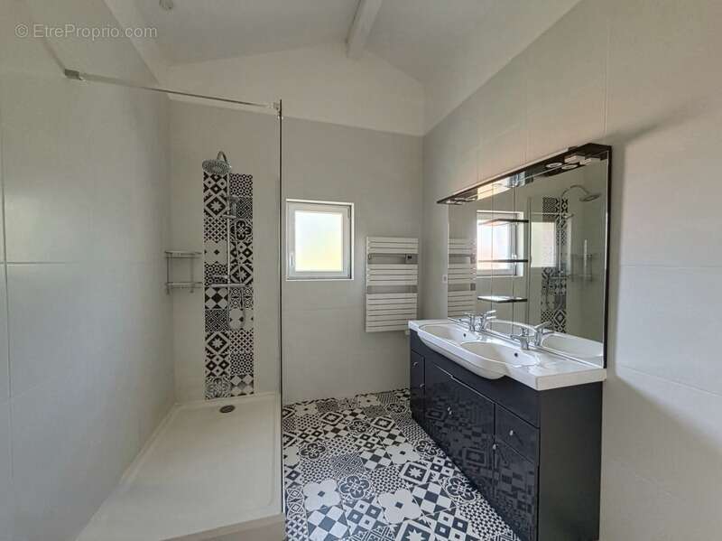 Bergerac, maison à vendre 162 m2 sur 1102 m2 de terrain  7 pièces  (24) - photo 12